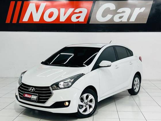 HYUNDAI HB20S 1.6 COMFORT PLUS 16V FLEX 4P MANUAL